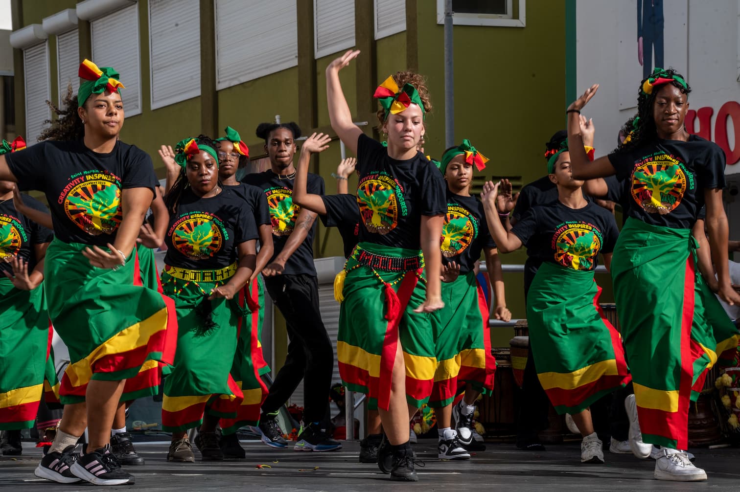 Students in the Art Saves Lives dance program